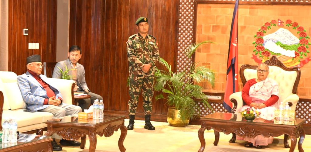 हेलिकप्टरमार्फत बालुवाटारबाट भागेका ओली, आन्दोलनपछि पहिलोपटक पुनः बालुवाटार